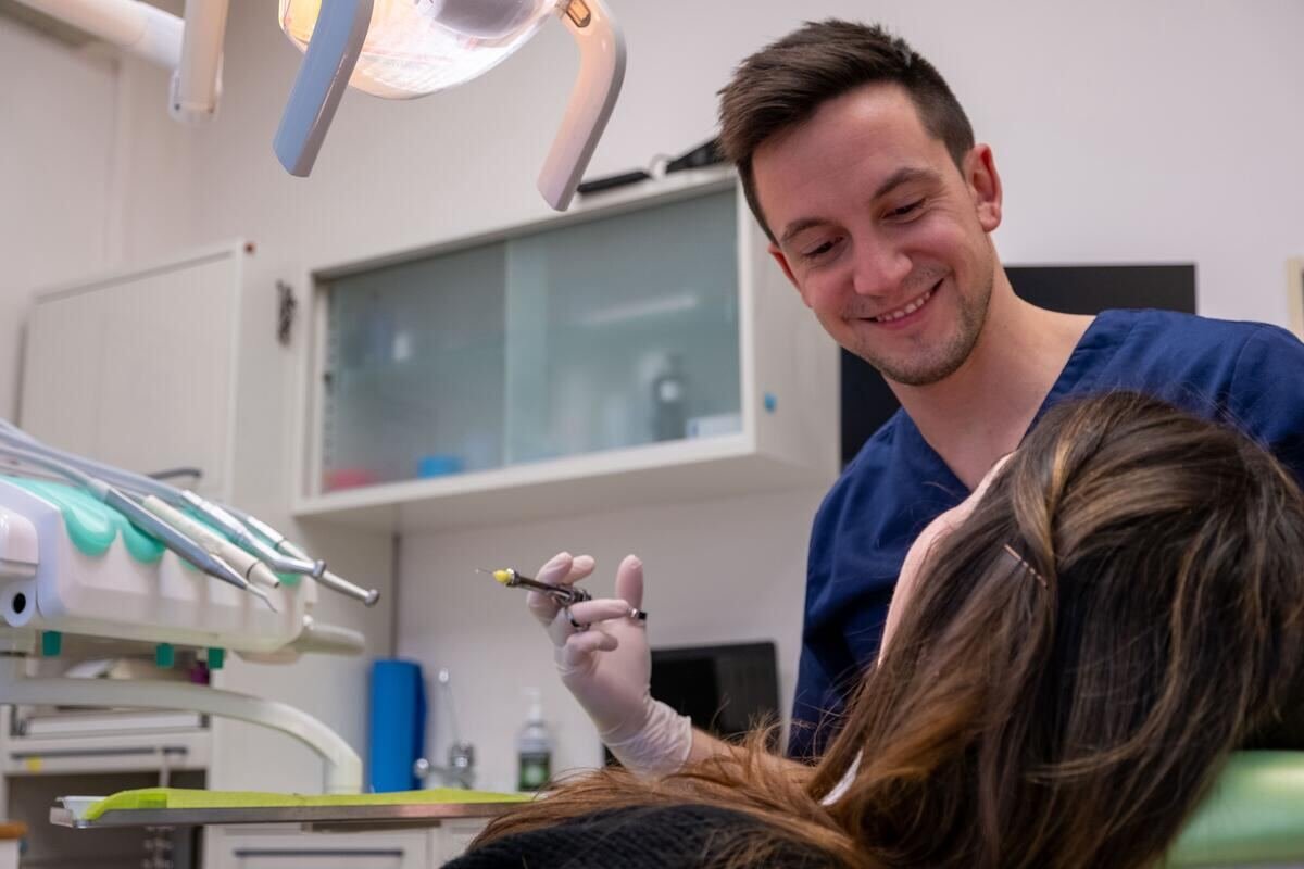 Overdenture su locator implantologia Lucca FT Centro Odontoiatrico